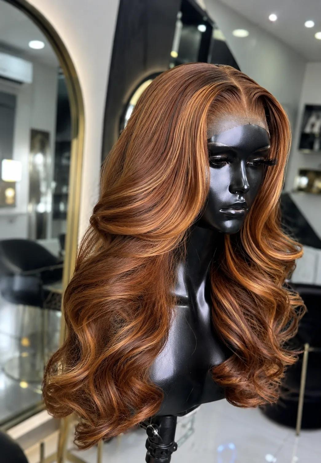 Copper auburn highlighted wavy wig